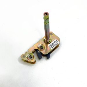 DOOR LATCH